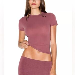 SKIMS Fits Everybody T Shirt Beet SMALL